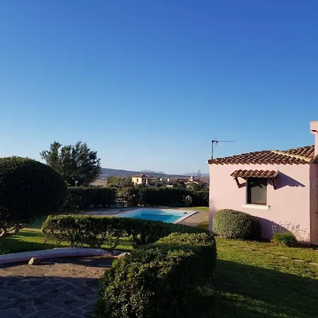 Affittasardegna -villa La Vela Punta de su Torrione